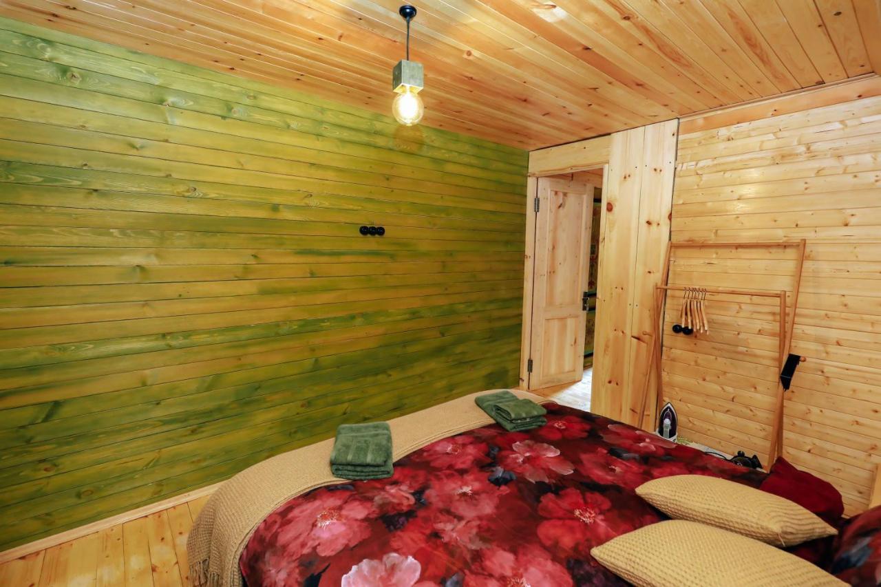 Wooden Cottage "Green House" In Bakuriani Exteriör bild